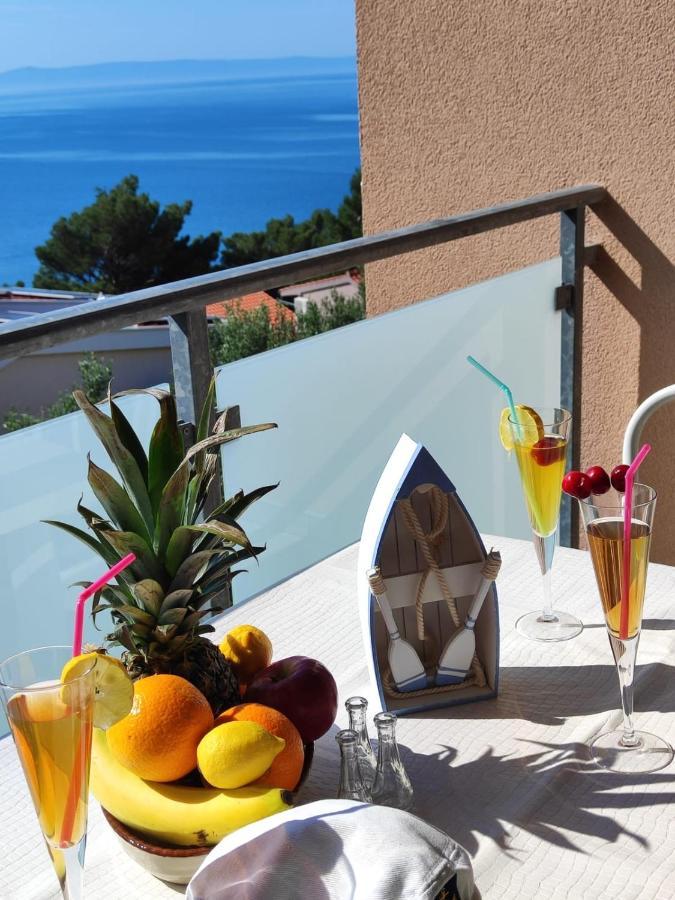 Apartmani Nada Mustapic Brela Esterno foto