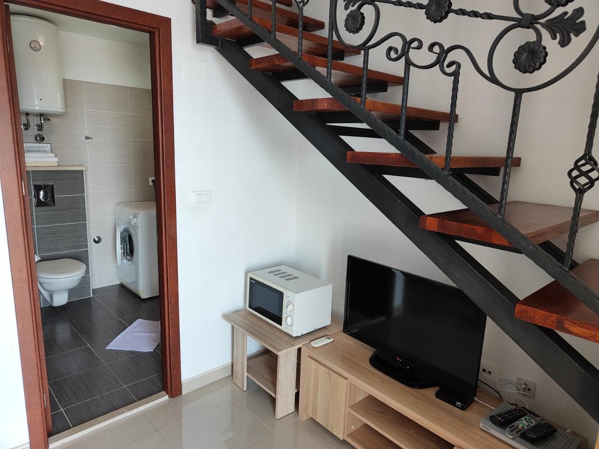 Apartmani Nada Mustapic Brela Esterno foto