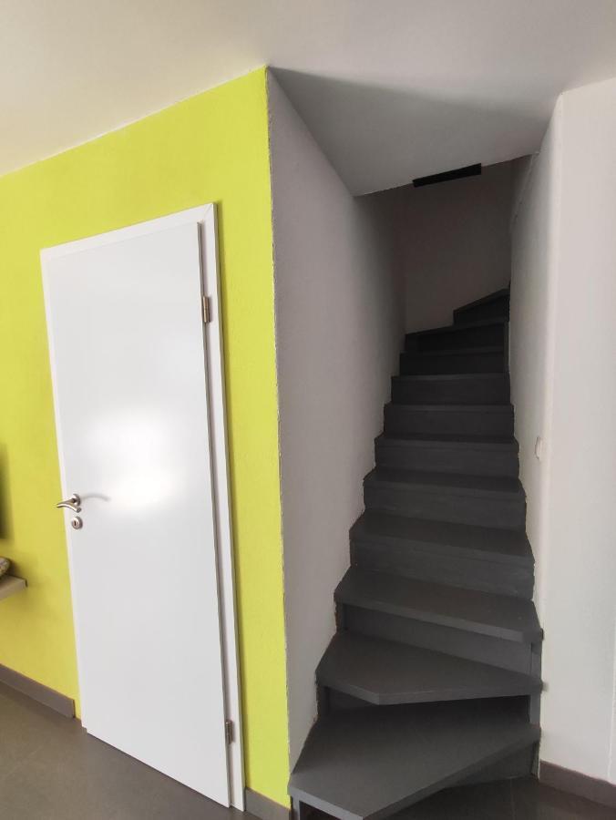 Apartmani Nada Mustapic Brela Esterno foto